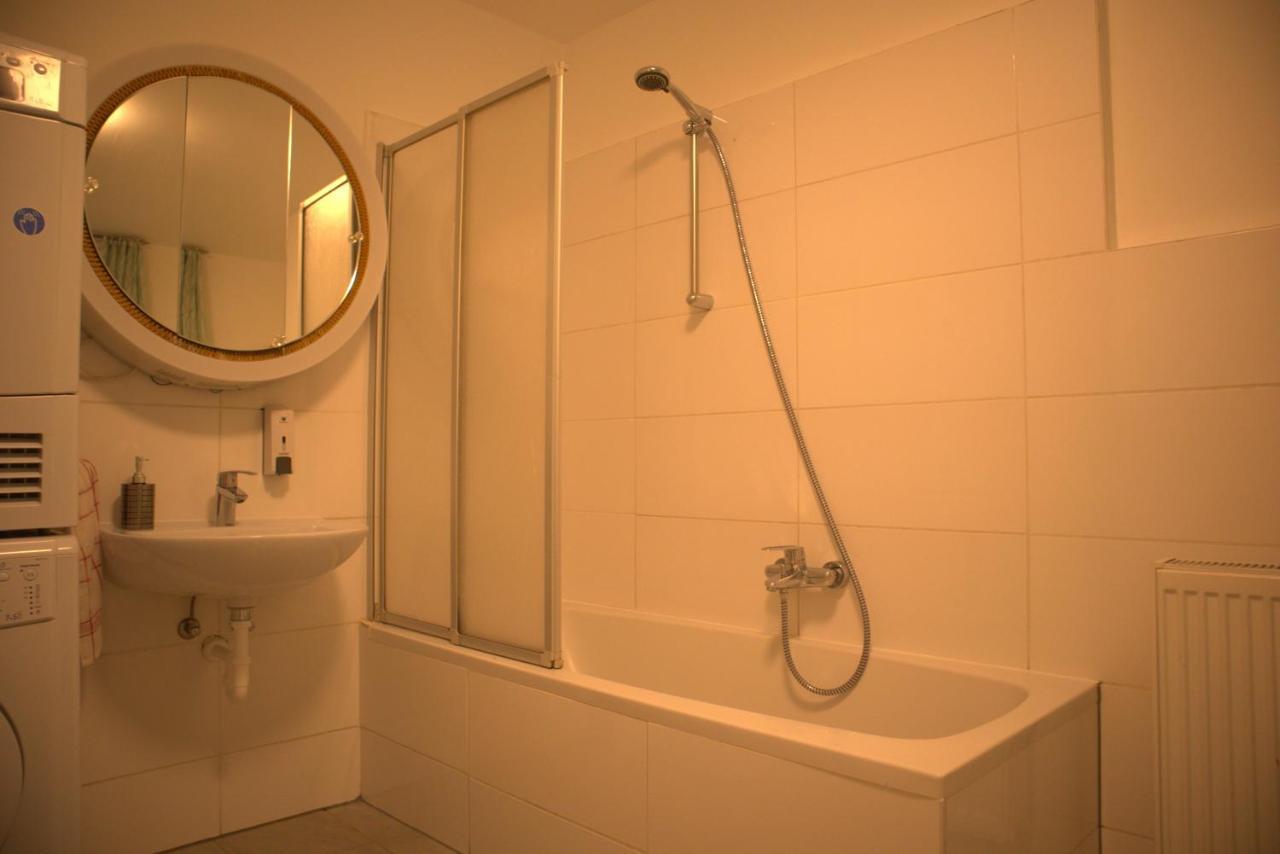 Apartament Brilliant Souterrain Apt. - Prater Amuesement Park Wiedeń Zewnętrze zdjęcie
